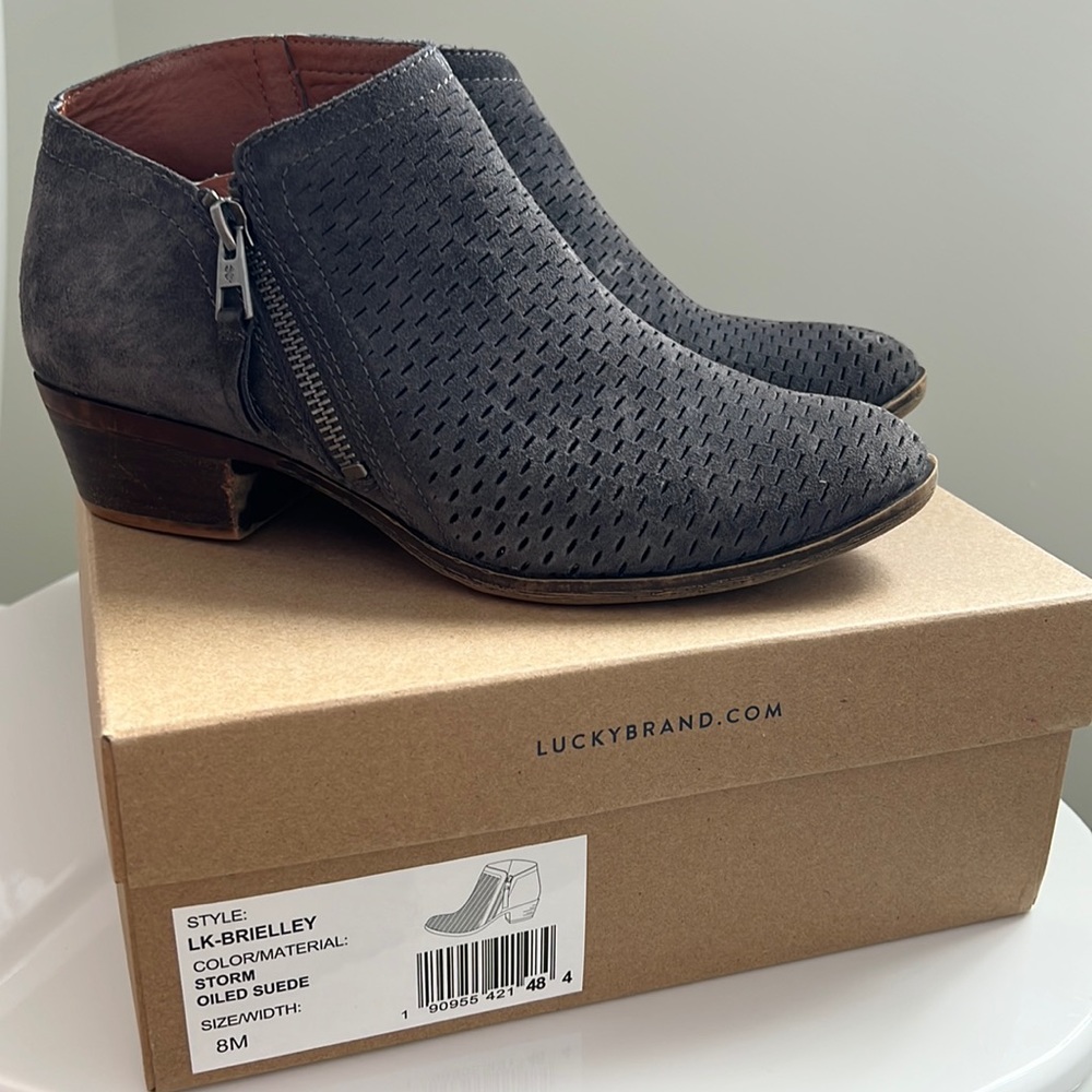 Lucky brand size 8 LK-Brielley shoes